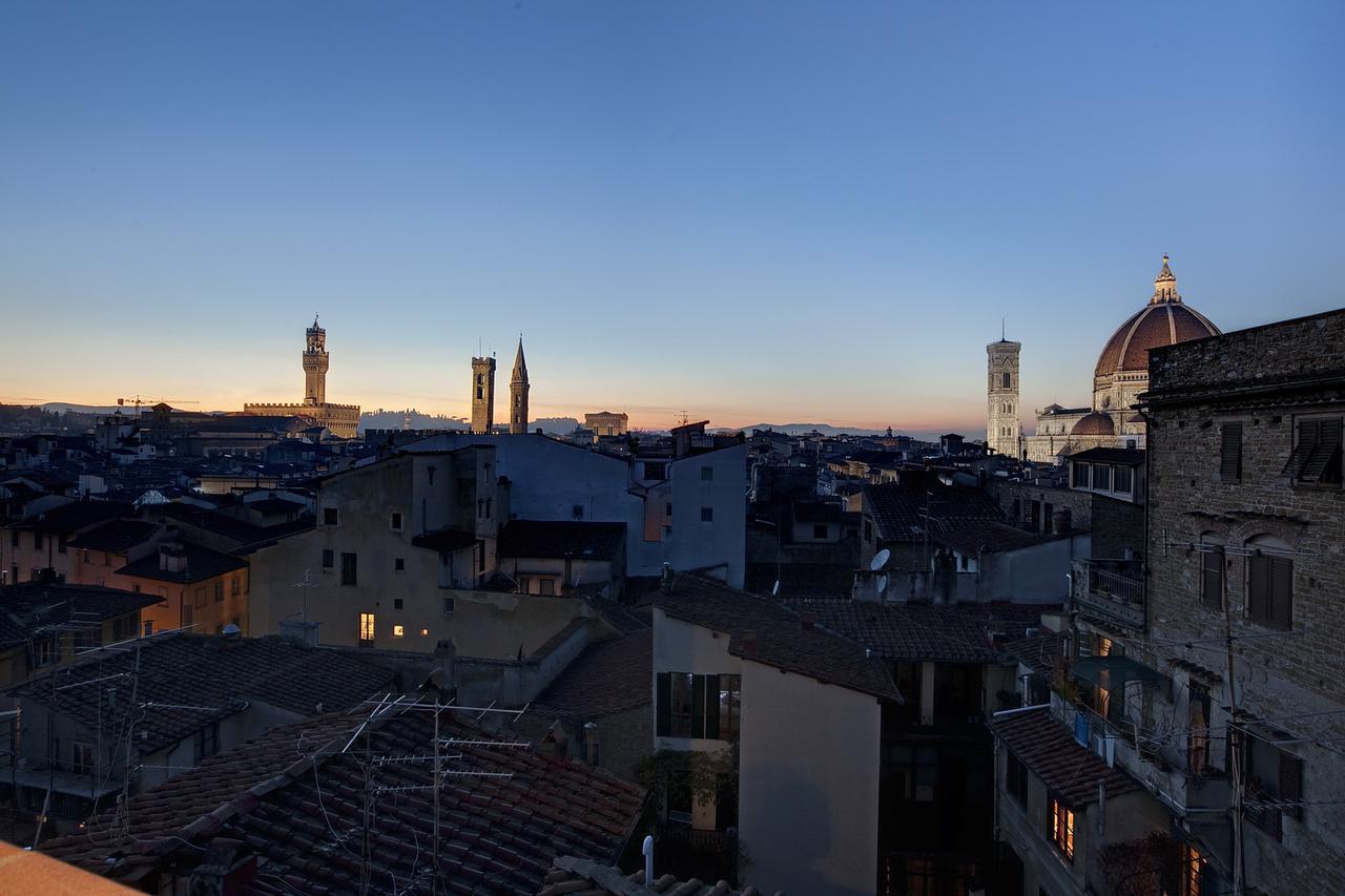 Torre Donati By Mmega Apartment Florence Exterior photo